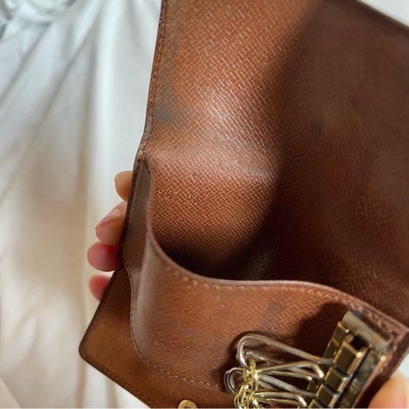 Louis Vuitton Monogram Leather Brown Key Ring Holder Case Snap - Picture 5 of 7